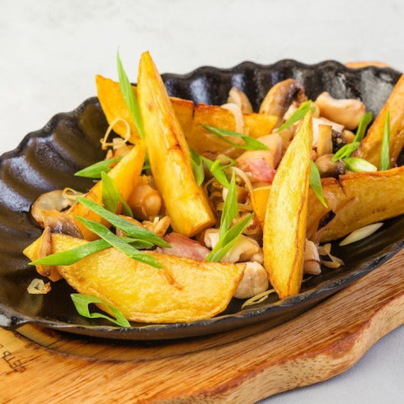 Сковородка по-деревенски с курицей